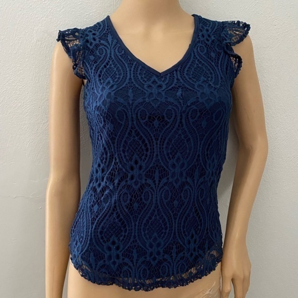 No boundaries size XS lace top